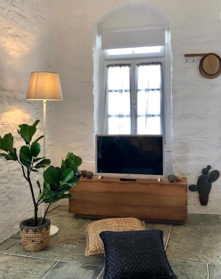 Nireas Stonehouse In Apollonia Sifnos Villa ภายนอก รูปภาพ